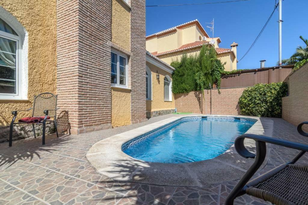 Habitaciones En Casa Centrica Con Piscina 阿尔姆尼卡 外观 照片