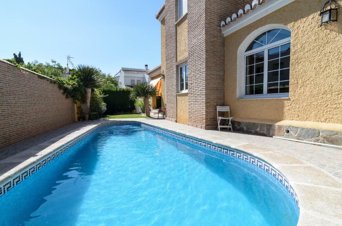 Habitaciones En Casa Centrica Con Piscina 阿尔姆尼卡 外观 照片